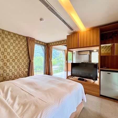 Wulai SungLyu Hot Spring Resort Bagian luar foto
