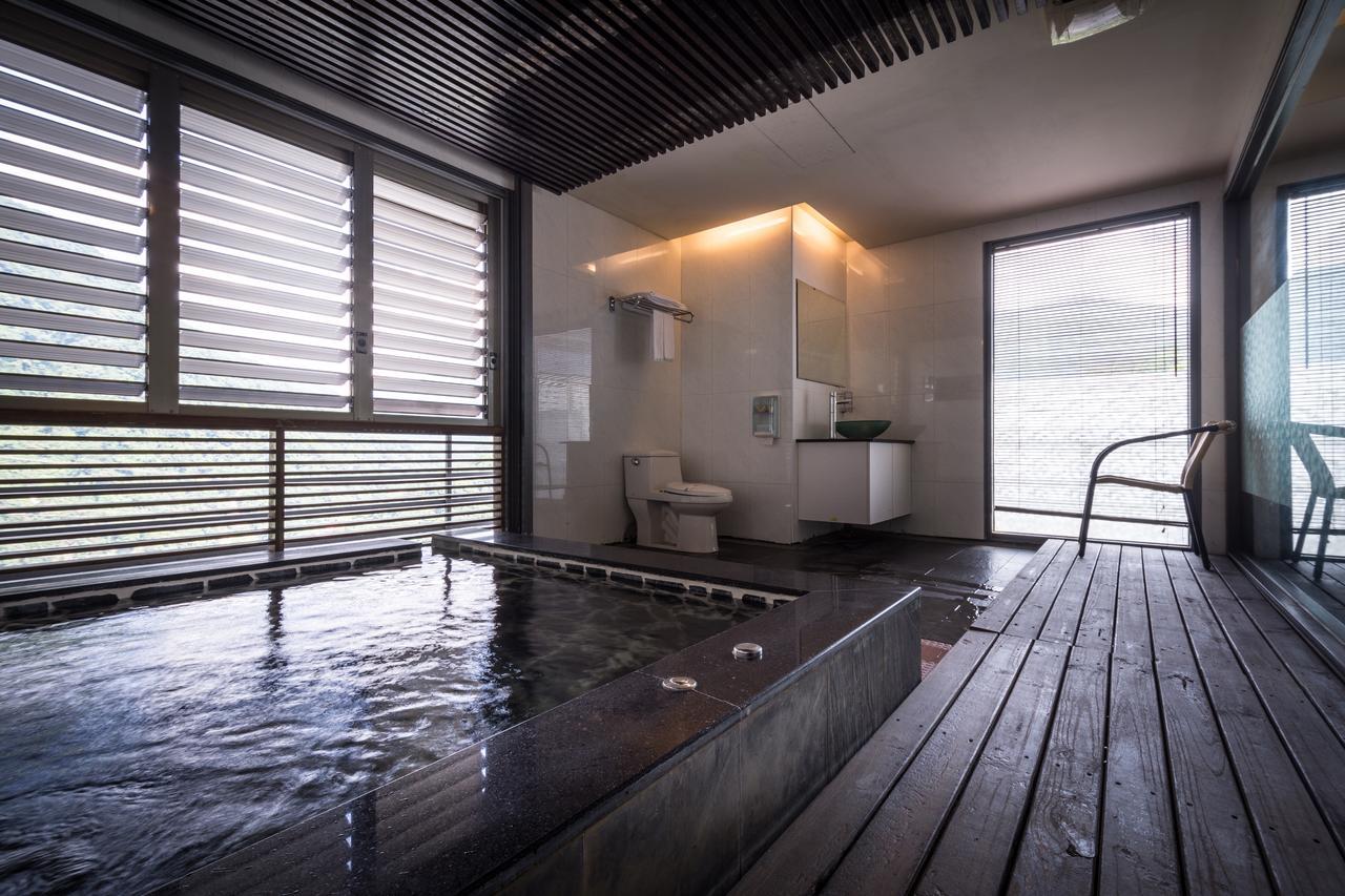 Wulai SungLyu Hot Spring Resort Bagian luar foto