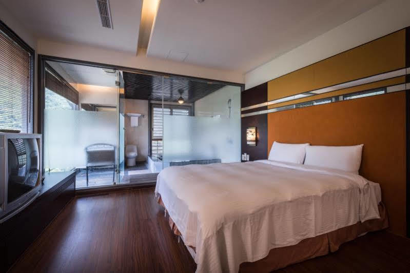 Wulai SungLyu Hot Spring Resort Bagian luar foto
